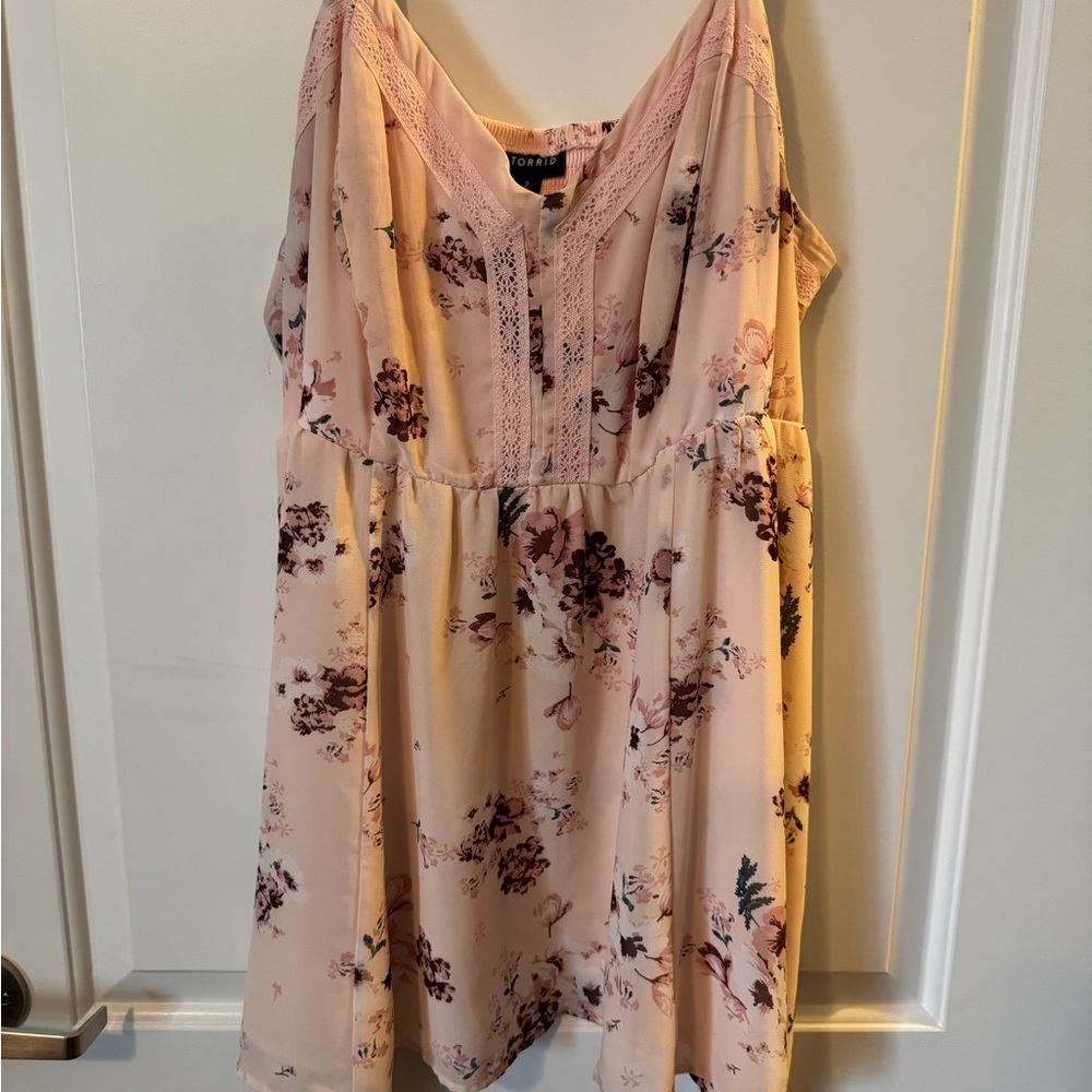 Floral Sleeveless Dress